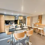 Apartment Le Grand T4 - Wifi, Parking, Clim *