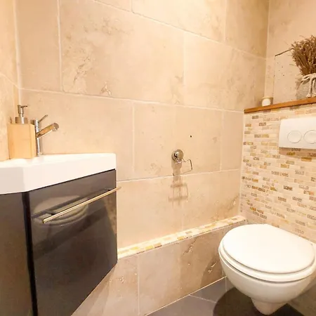 Le Grand T4 - Wifi, Parking, Clim Apartamento Toulon