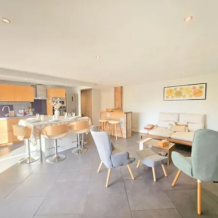 Le Grand T4 - Wifi, Parking, Clim Toulon