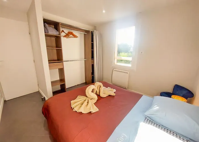 Le Grand T4 - Wifi, Parking, Clim * Toulon