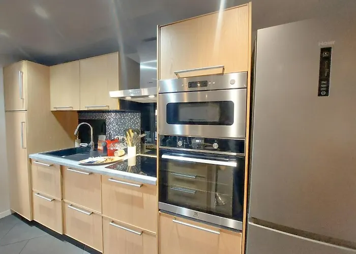 Apartmán Le Grand T4 - Wifi, Parking, Clim Toulon